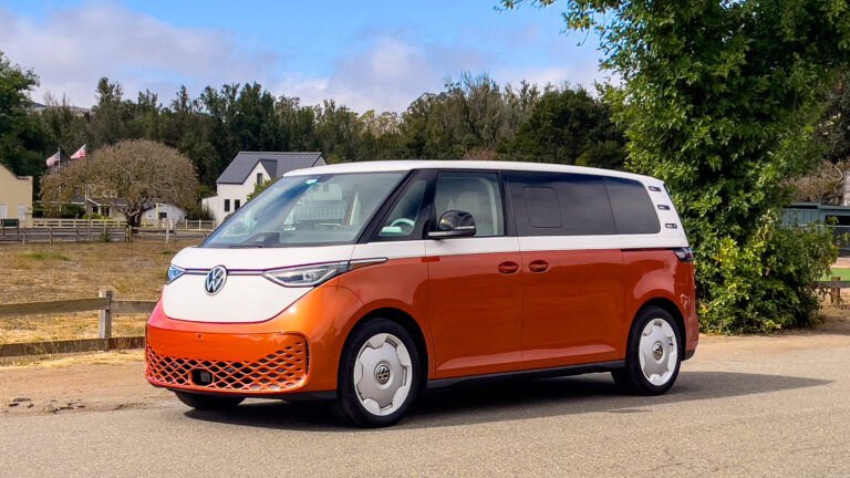 The 2025 VW ID Buzz electric bus delivers on the hype