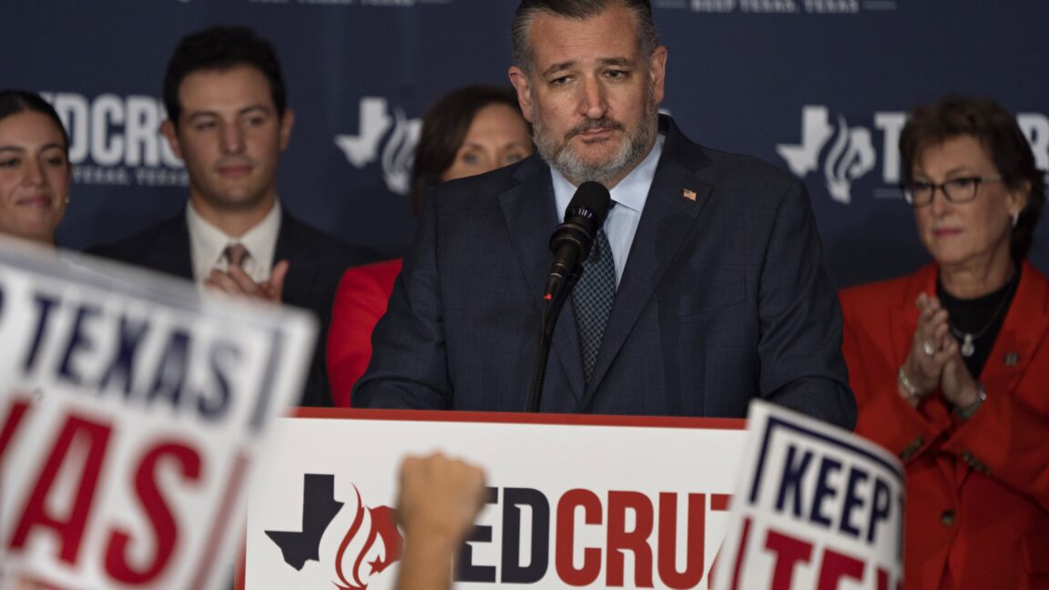 Ted Cruz wants to overhaul B broadband program, nix low-cost requirement