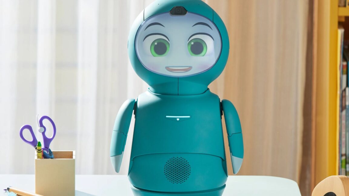 Startup set to brick 0 kids robot is trying to open source it first