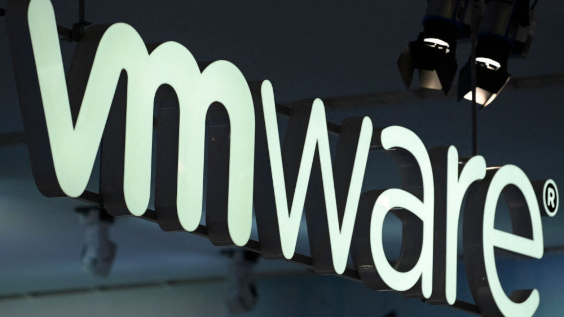 Broadcom reverses controversial plan in effort to cull VMware migrations