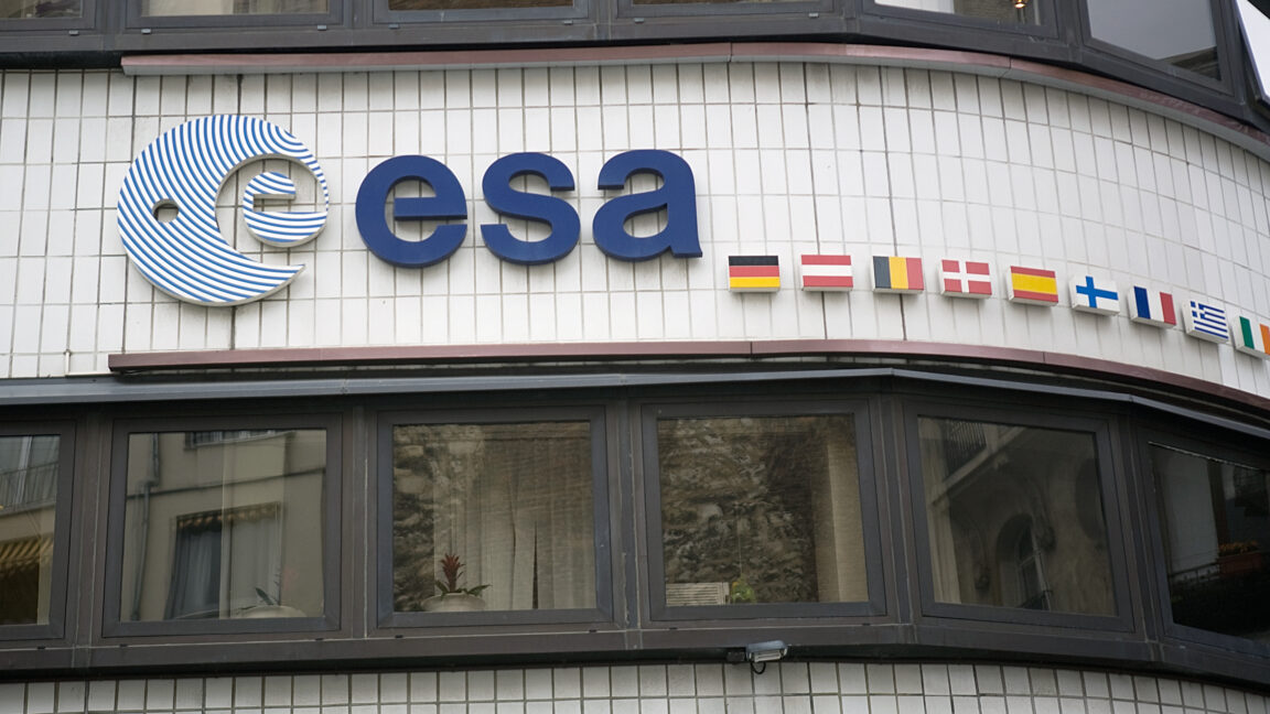 ESA workers face a maze of non-compete clauses and service contracts